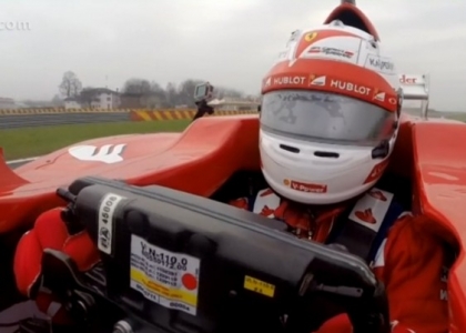 Ferrari: un giro con Vettel a Fiorano. Video