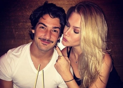 Pato, sushi con la nuova fiamma. Foto