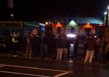 Leeds: tifosi furibondi assediano Cellino