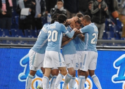 Serie A: la Lazio risorge, il Sassuolo sprofonda