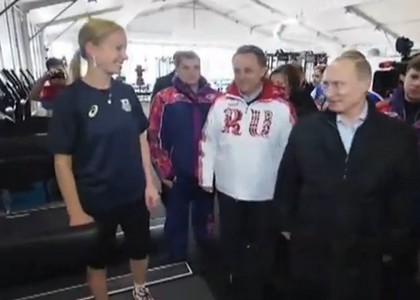 Sochi 2014: Putin al Villaggio olimpico. Video