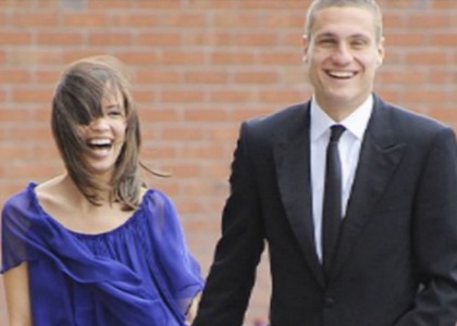 Inter: Vidic a Milano con la sua Ana. Video
