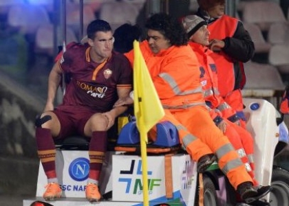 Roma, Strootman ringrazia. E l'Olimpico si tinge d'arancione