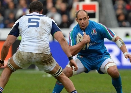 Rugby: Parisse inserito nel XV ideale del Pianeta