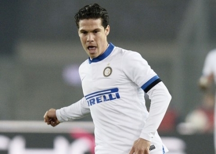 Hernanes: 