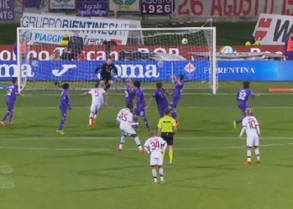 Fiorentina-Milan: punizione Balotelli, Matri dove va? Foto