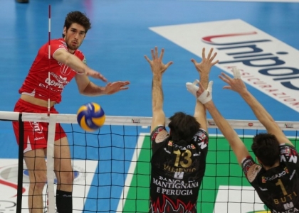 Volley, A1 playoff: Perugia ko al tie break, Piacenza avanti 2-1