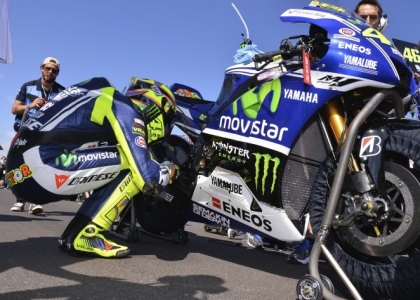 MotoGP, Germania: Espargaro brucia tutti, Rossi terzo