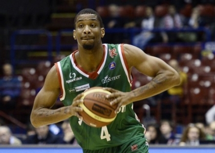 Basket, Serie A: Reggio stende Roma, rilancio Varese