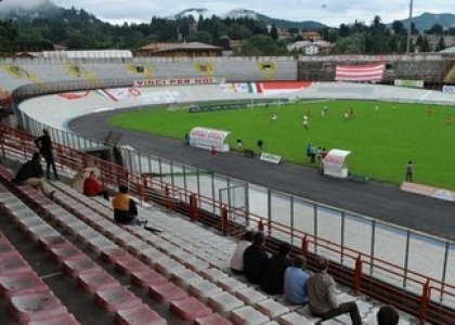 Serie B, playout: Varese-Novara 2-2, gol e highlights. Video