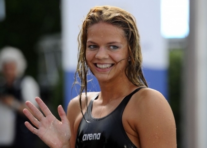 Nuoto, doping: 16 mesi di stop per la Efimova