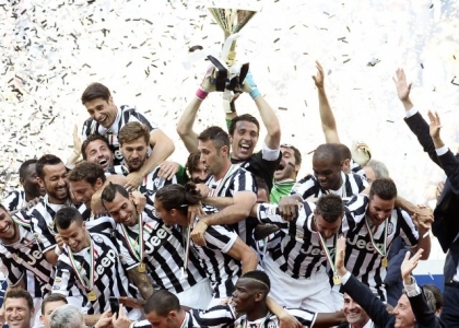 Serie A: apoteosi Juventus, tris al Cagliari e 102 punti