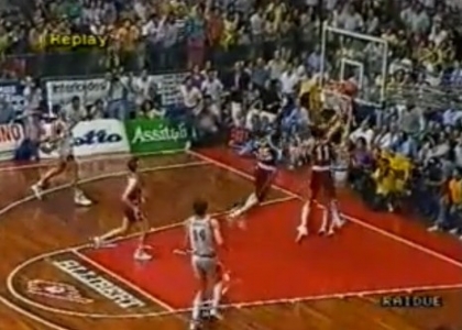 Basket: 25 anni fa la drammatica gara 5 Livorno-Milano