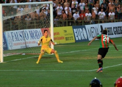 Ternana: minaccia l'arbitro, 7 turni di stop a Brignoli