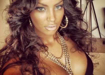 Shanika, la vera musa di M'Vila