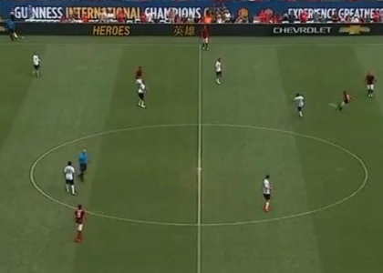 Roma: Pjanic, gol pazzesco allo United. Video