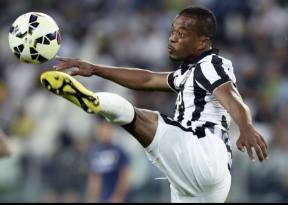 Juventus, stop per Evra: fuori un mese