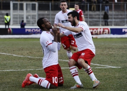 Serie B: vincono Carpi, Bologna e Livorno