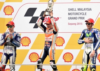 MotoGP, Malesia: Rossi terzo dietro a Lorenzo