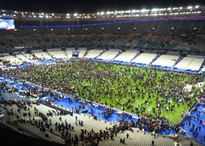 Attentati a Parigi: l'esplosione durante Francia-Germania. Video