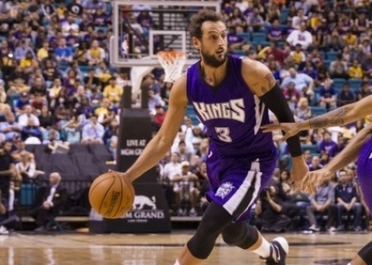 Nba: Belinelli resta a secco, Sacramento sconfitta