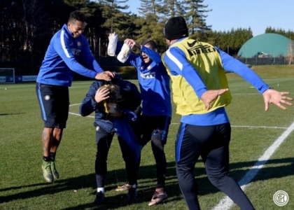 Inter: scherzo di compleanno per Mancini