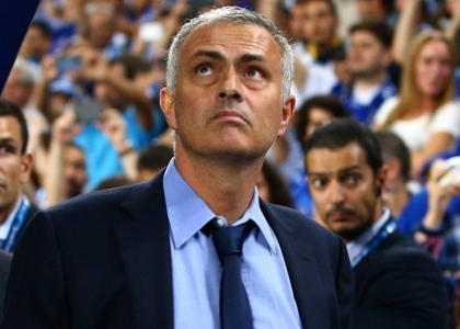 Manchester United, clamoroso dietrofront: niente Mourinho