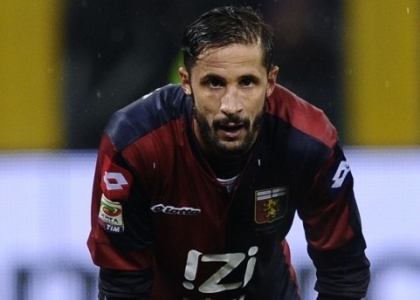 Clamoroso al Genoa: Antonini messo fuori rosa