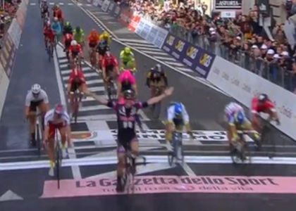 Ciclismo, Milano-Sanremo 2015: trionfa Degenkolb in volata