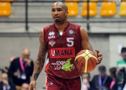 Basket, Serie A: Reyer Venezia-Acqua Vitasnella Cantù 89-68, gli highlights. Video