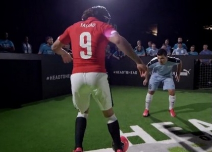 Falcao sfida Aguero: il derby di Manchester è già iniziato. Video