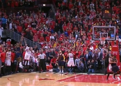 Nba: il buzzer beater di LeBron James. Video