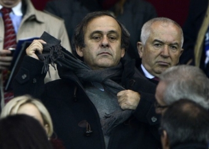 Platini va all'attacco: 