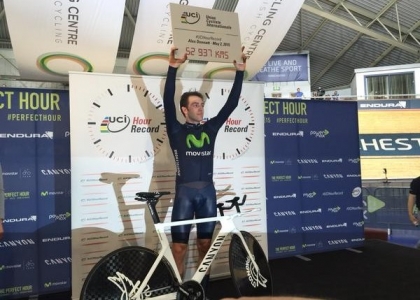 Ciclismo: Dowsett fa il nuovo record dell'ora