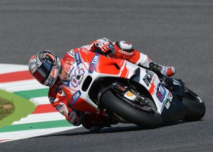 MotoGP Argentina: Dovizioso sfreccia subito, Rossi sesto