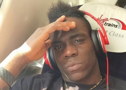 Balotelli a pranzo con Raffaella Fico e la piccola Pia