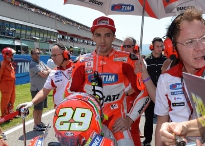 MotoGP, Iannone silura Marquez: 