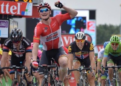 Tour 2015, 15a tappa: tris di Greipel, Froome sempre leader
