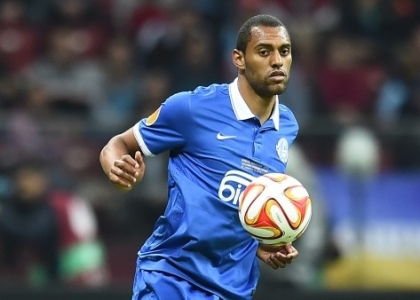 Lazio, serve un centrale: occhi su Douglas