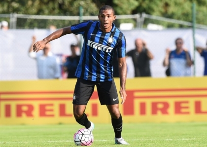 Napoli: idea Juan Jesus se salta Maksimovic