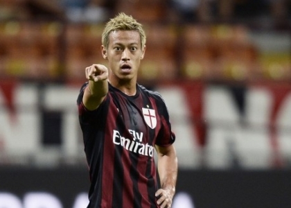 Milan, Honda attacca: 