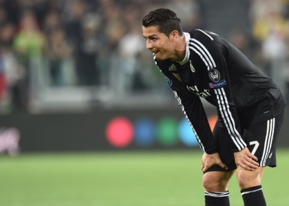 Real Madrid, allarme Ronaldo: si ferma in allenamento