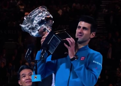 Australian Open: Djokovic re indiscusso, Murray fa l'inchino