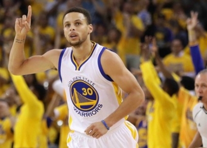 Nba Finals: dominio Warriors in gara-1, Cavs schiantati