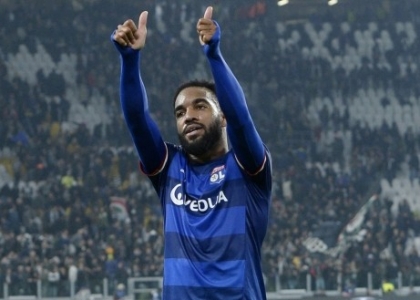 Champions, Girone H: lampo Lacazette, Lione ancora in vita