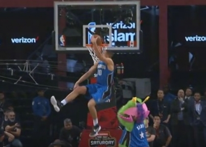 Nba, All Star Saturday: LaVine-Gordon, duello a suon di schiacciate. Video