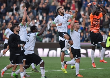 Serie B: Cesena-Crotone 2-1, gol e highlights. Video