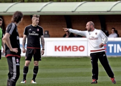 Milan, ecco il drone: con Brocchi si vola