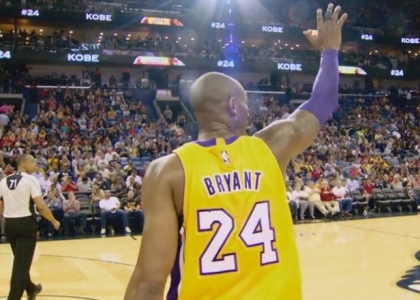 Tutta la Nba ringrazia Kobe Bryant. Video