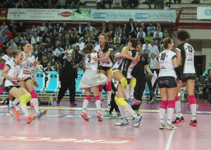 Volley, playoff A1 femminile: colpo Modena, è in semifinale